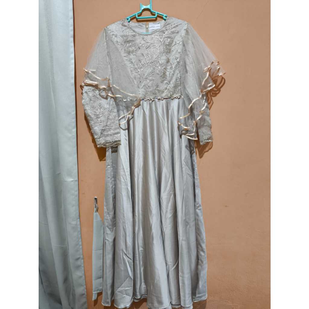 Selena Dress Cream By. Puthic (New)(baca deskripsi)