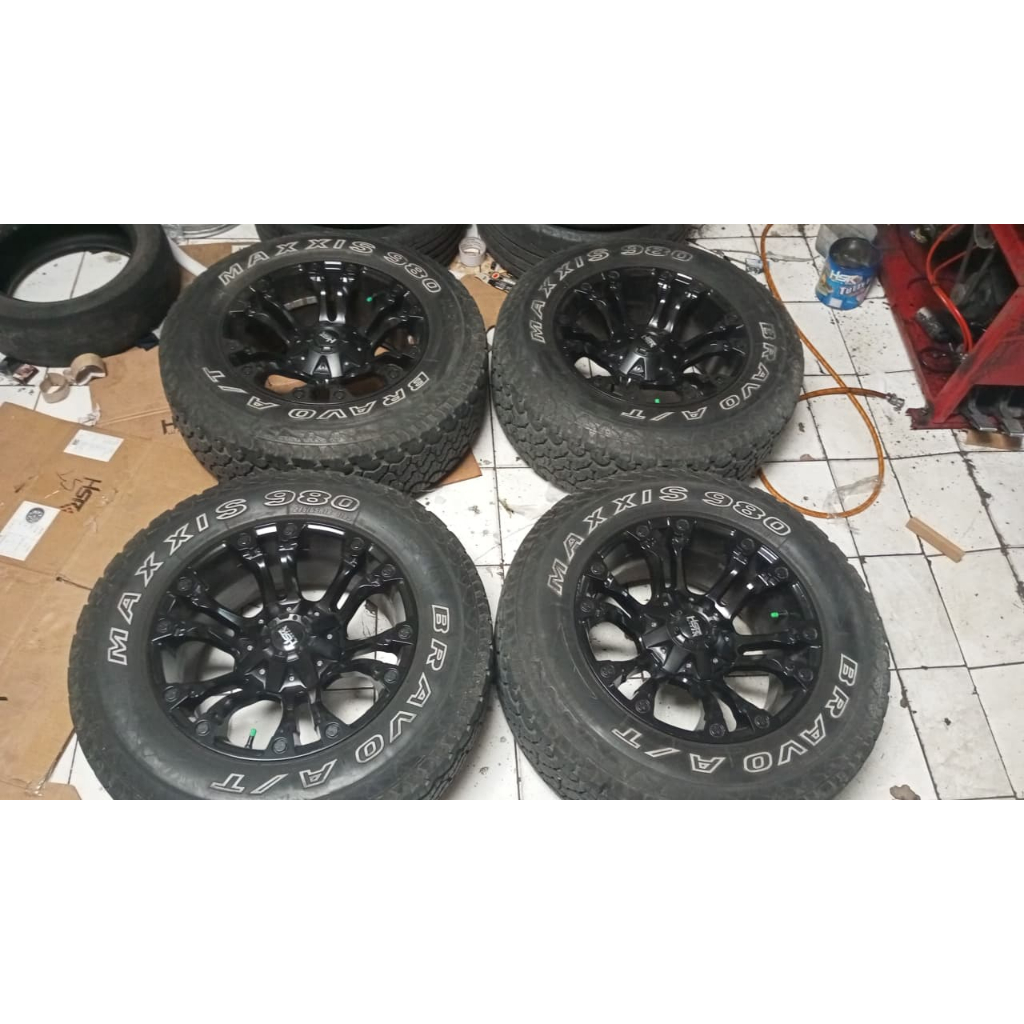 DIJUAL VELG SECOND RACING HSR LUMBIS RING 18 PCD 6X139 + BAN