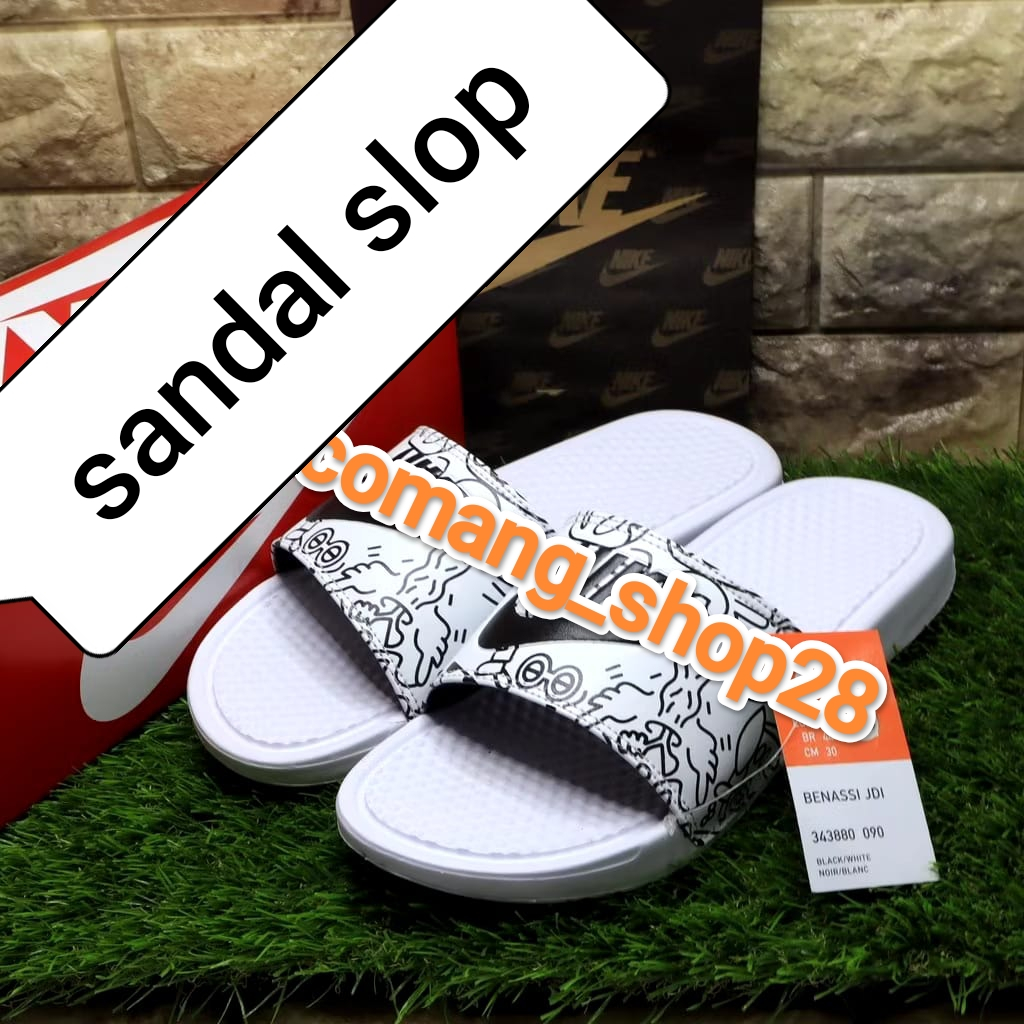 SANDAL SLOP PRIA WANITA MURAH PUTIH GRAFITI SENDAL SPORT FLIP FLOP SLIDE CEWEK COWOK