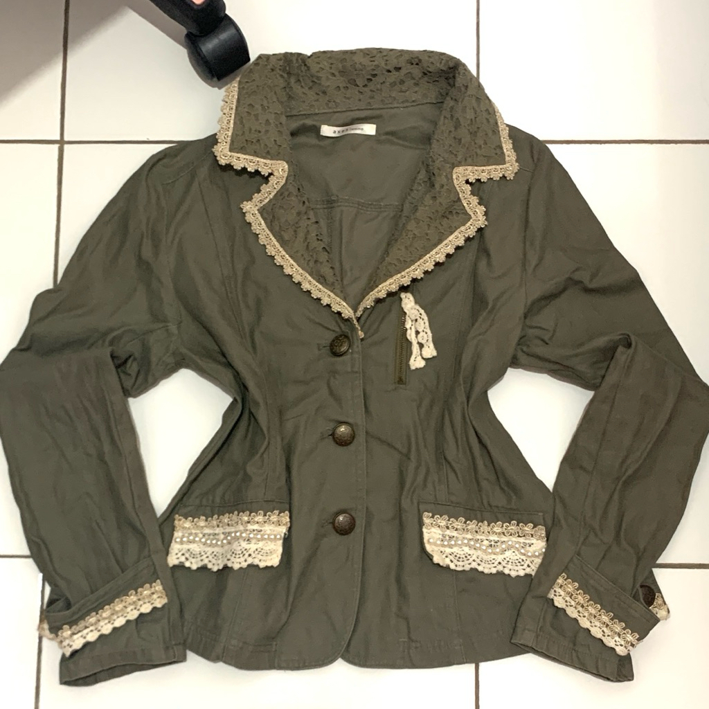 Axes femme blazer army renda-renda cakep abiez (warna, model, dll gacor) tag bawah aman, vintage loo