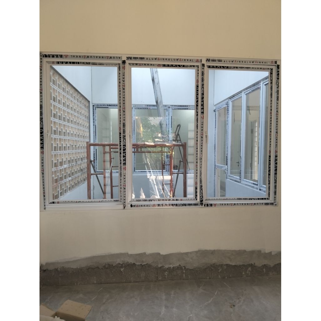 kusen aluminium , daun pintu daun jendela