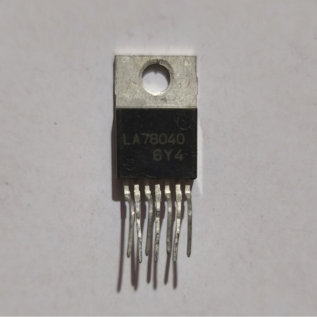 IC Vertical LA78041