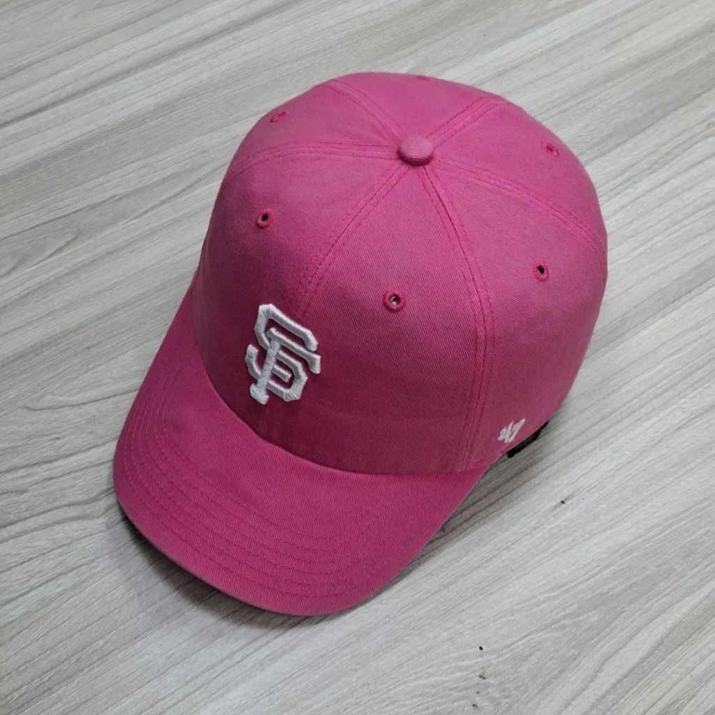 Topi 47 Brand, Visor Topi Agak Pendek, Stelan Strap Back