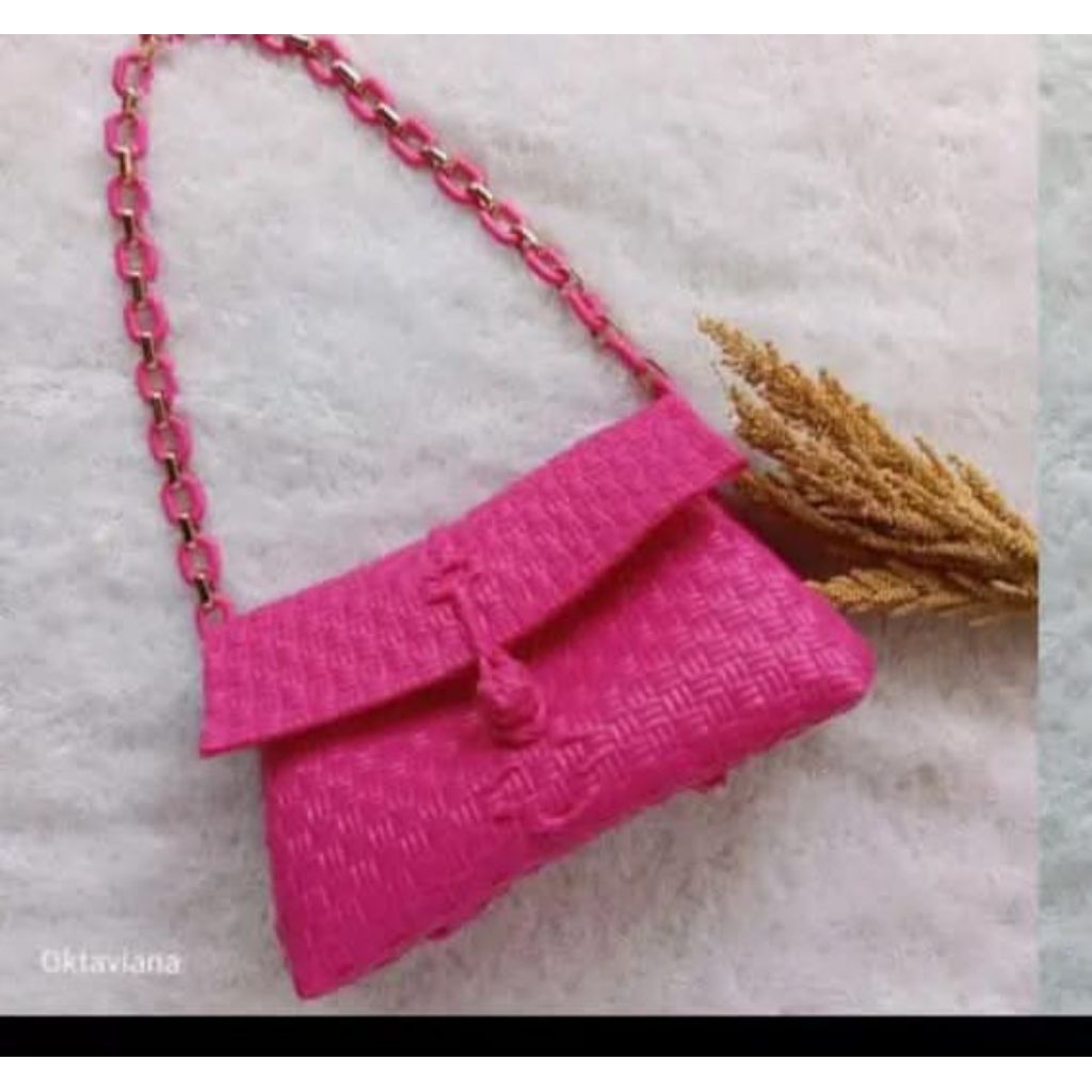 Tas Jali Dompet Tutup + Selempang anyam (Tanpa tali rantai)