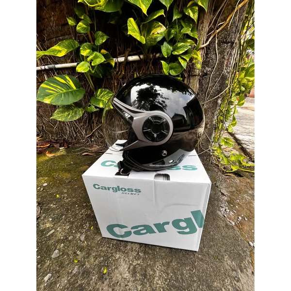 Helm cargloss YRM hitam glosy