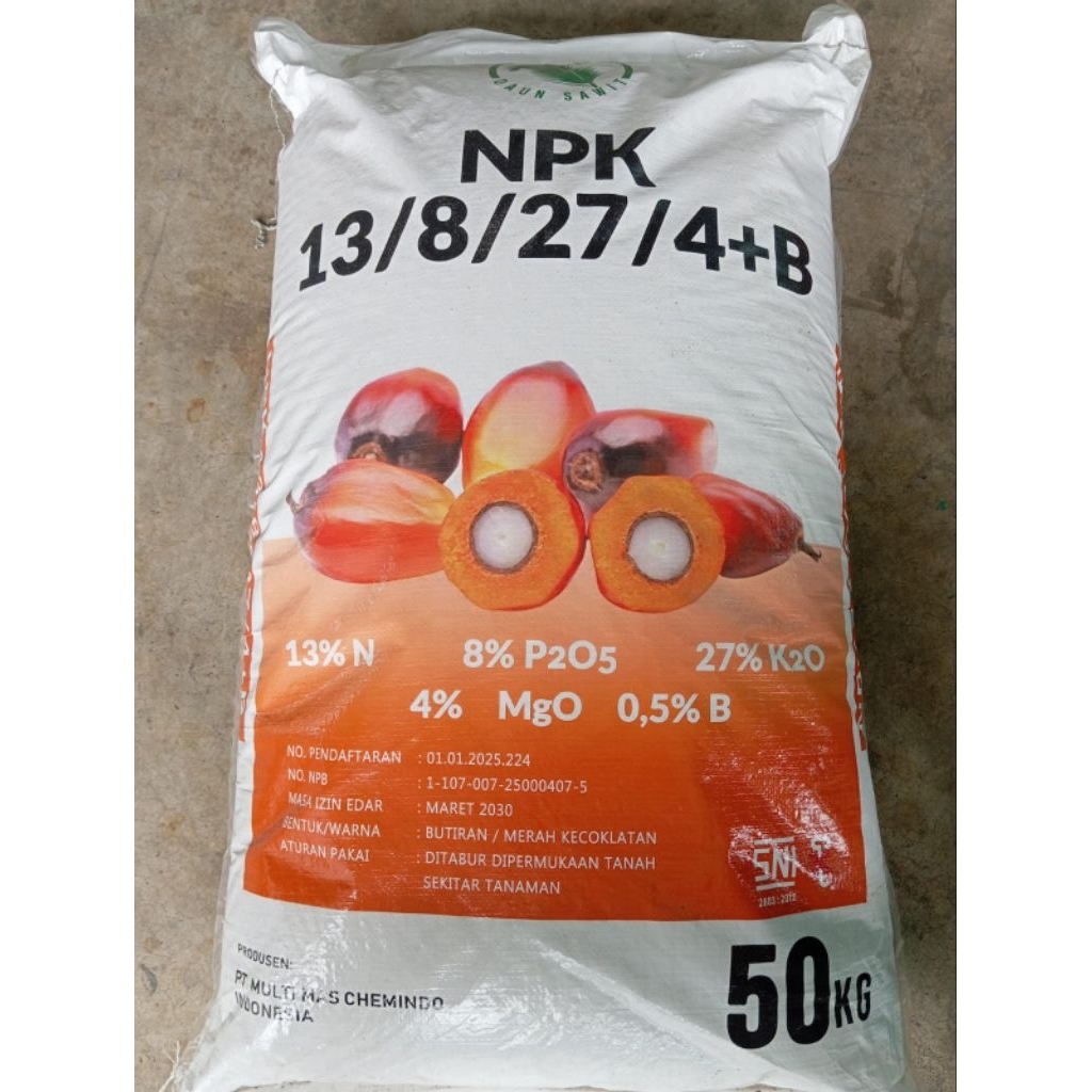 PUPUK NPK 13 8 27 4 merk DAUN SAWIT kemasan 50kg / zak