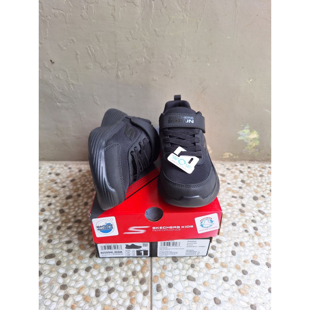 Sepatu Anak Skechers Go Run 400 V2-Strarvo Black