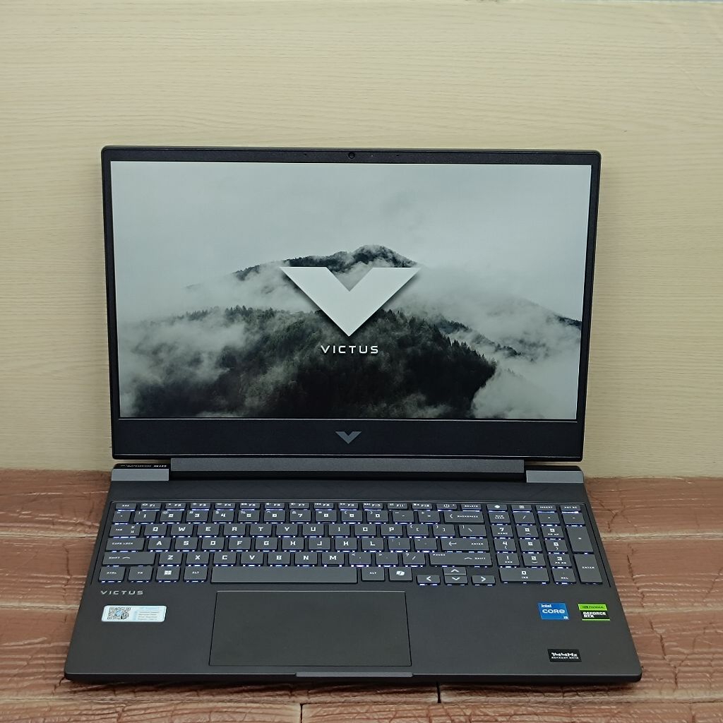 Laptop VICTUS HP GAMING Intel Core i5-13420H RAM 16GB SSD 512GB RTX 4050 GEN13