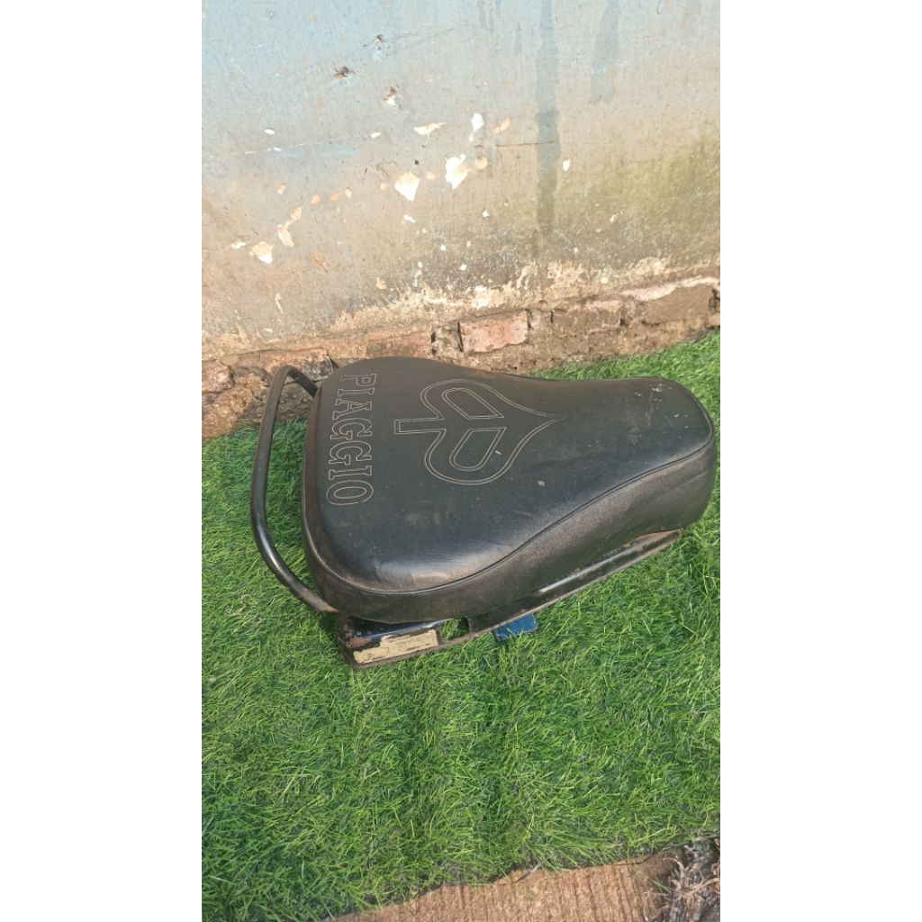 jok depan vespa exlusive original