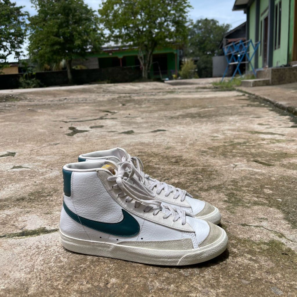 sepatu basket second