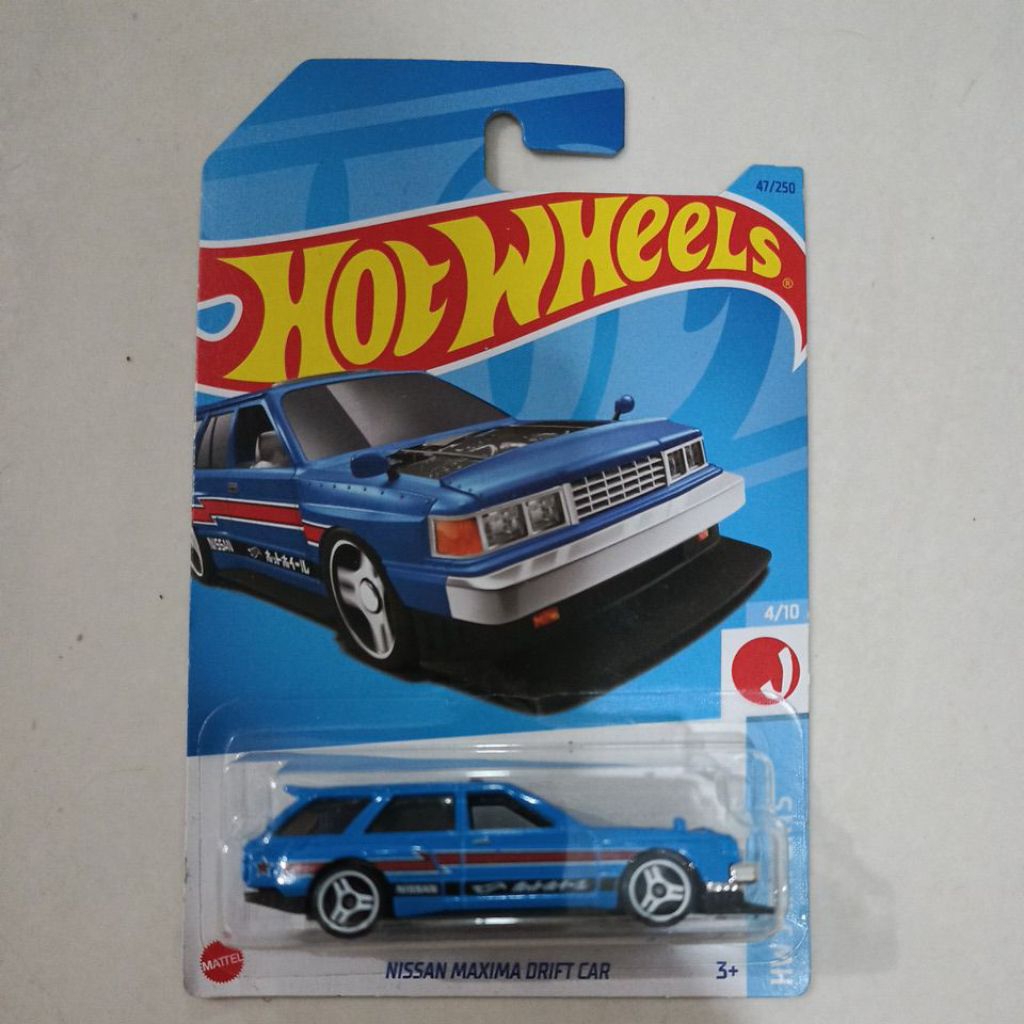 Hot wheels Nissan Maxima Drift Car