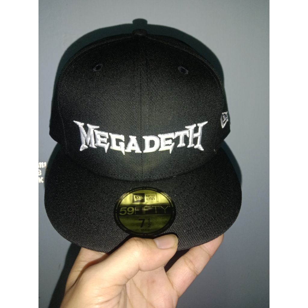 topi snapback original New era x megadeth