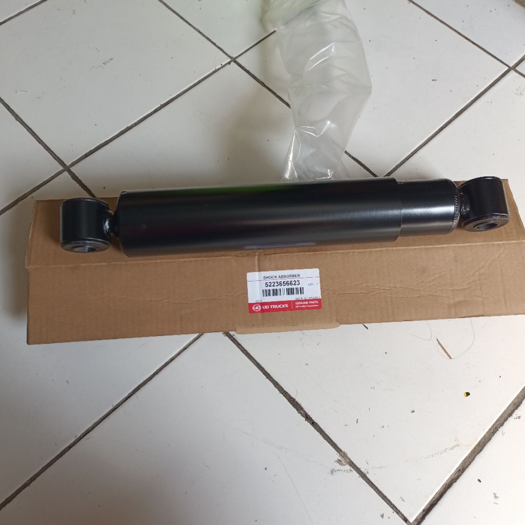 SHOCK BREAKER DEPAN NISSAN QUESTER UD TRUCKS CWE280 CWE250 CWE 370 ORIGINAL UD TRUCKS 52236-56623