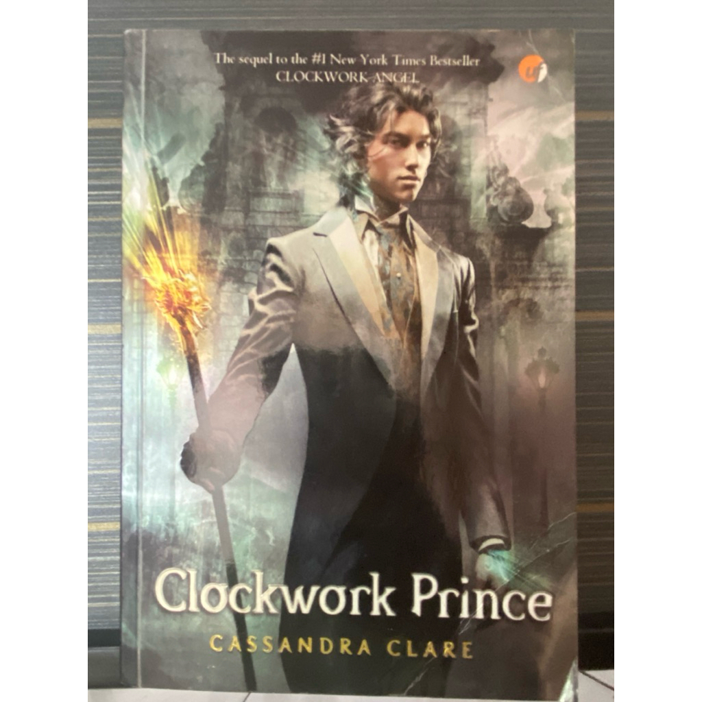 CLOCKWORK PRINCE-The Infernal Devices #2 by Cassandra Clare (Preloved) Novel/Buku