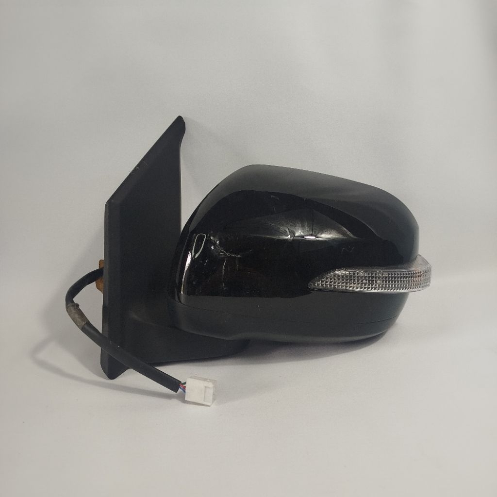 Spion Mobil Agya / Ayla 2017 2018 2019 - Elektrik Lampu - bahan / second