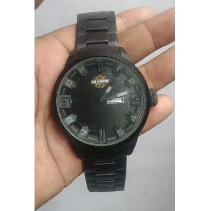 Jam tangan pria Harley Davidson