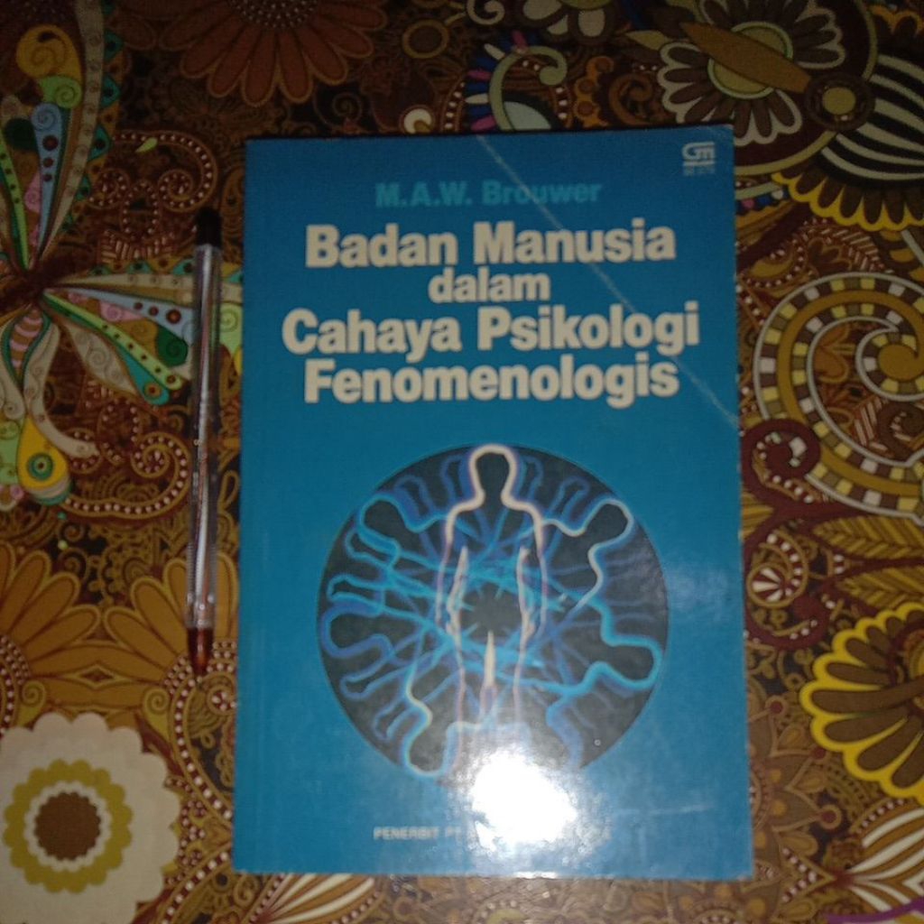 BUKU BADAN MANUSIA DALAM CAHAYA PSIKOLOGI FENOMENOLOGIS