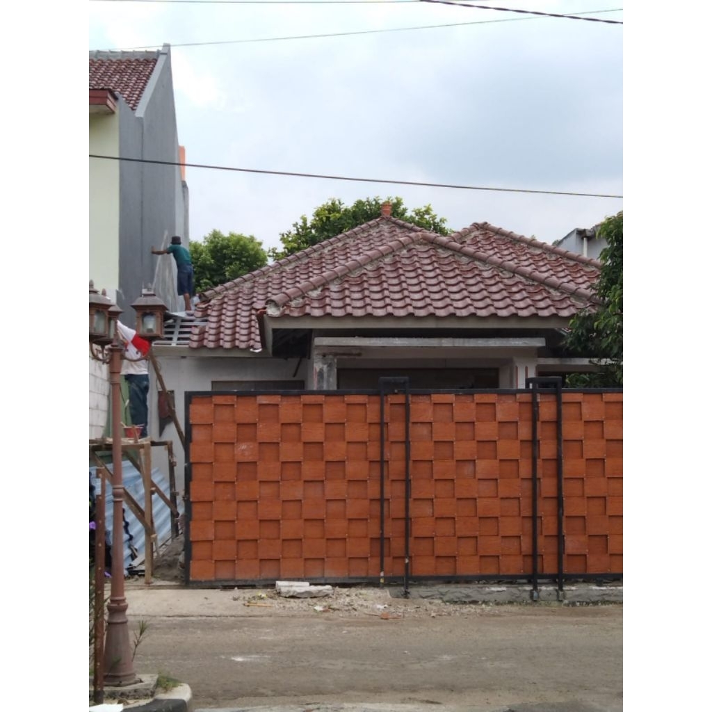 jasa dan pasang rangka baja ringan dan atap genteng keramik kanmuri