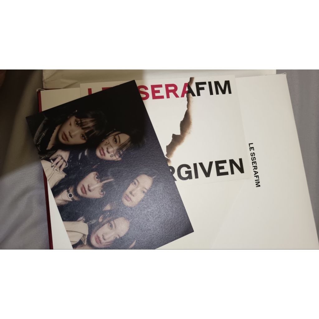 Album le sserafim unforgiven