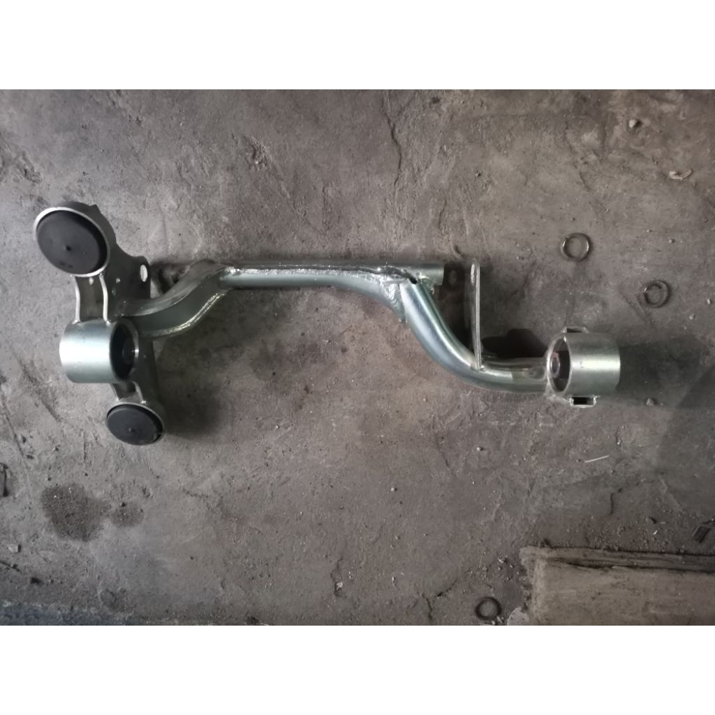 engine mounting vario 160