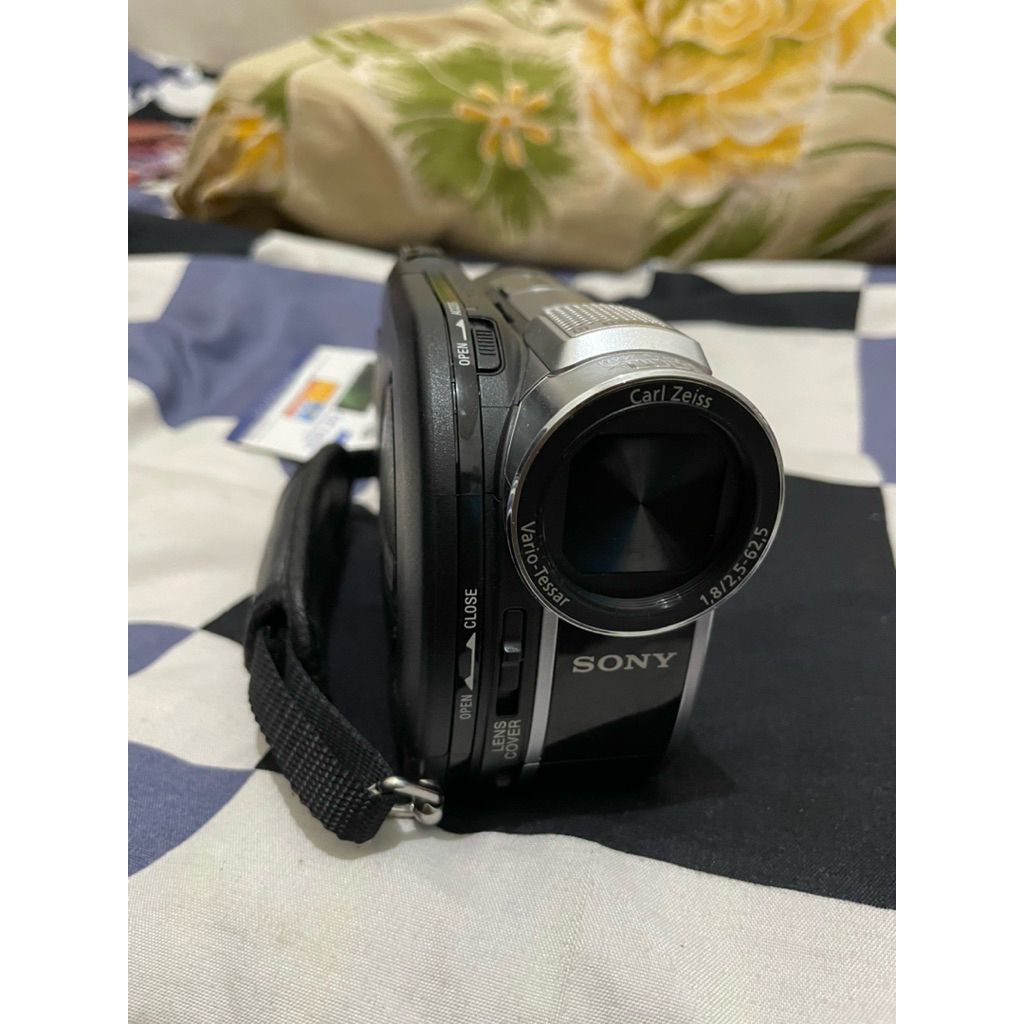 handycam sony dcr-dvd710