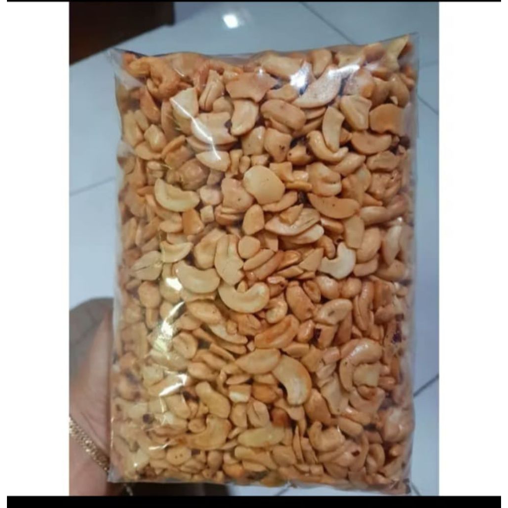 kacang mete patahan matang 1kg