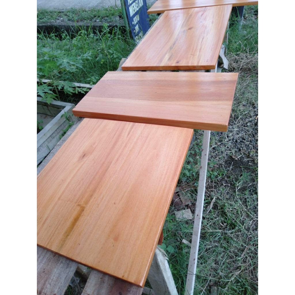 papan ambalan bahan kayu mahoni ukuran costum 4cm×97cm×4cm