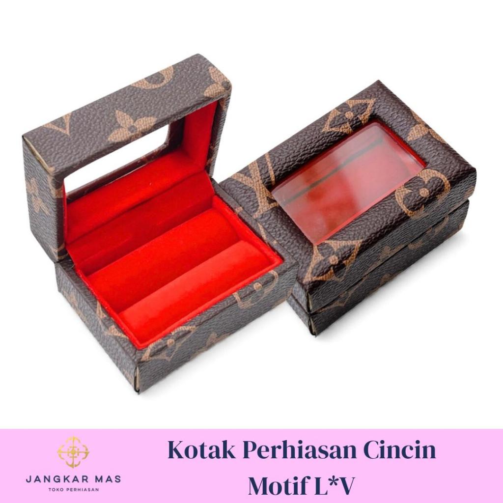 KOTAK PERHIASAN CINCIN MOTIF