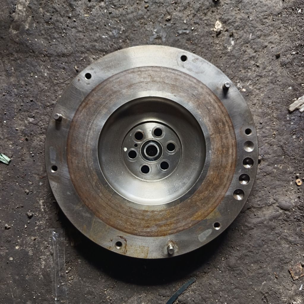Fly wheel Roda gila Gigi gendeng Suzuki Carry Futura 1.5 APV Original copotan