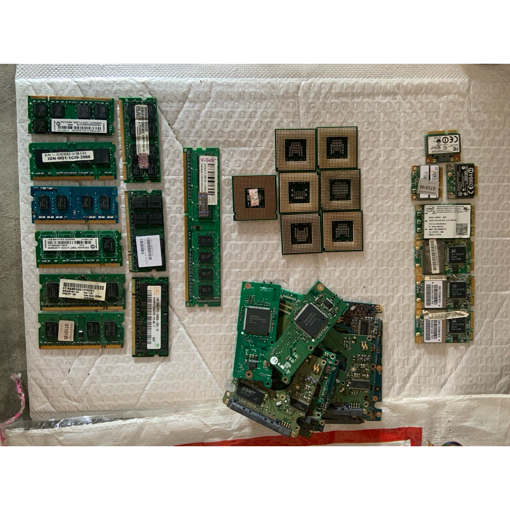 part laptop dan pc pcb bekas hp jadul