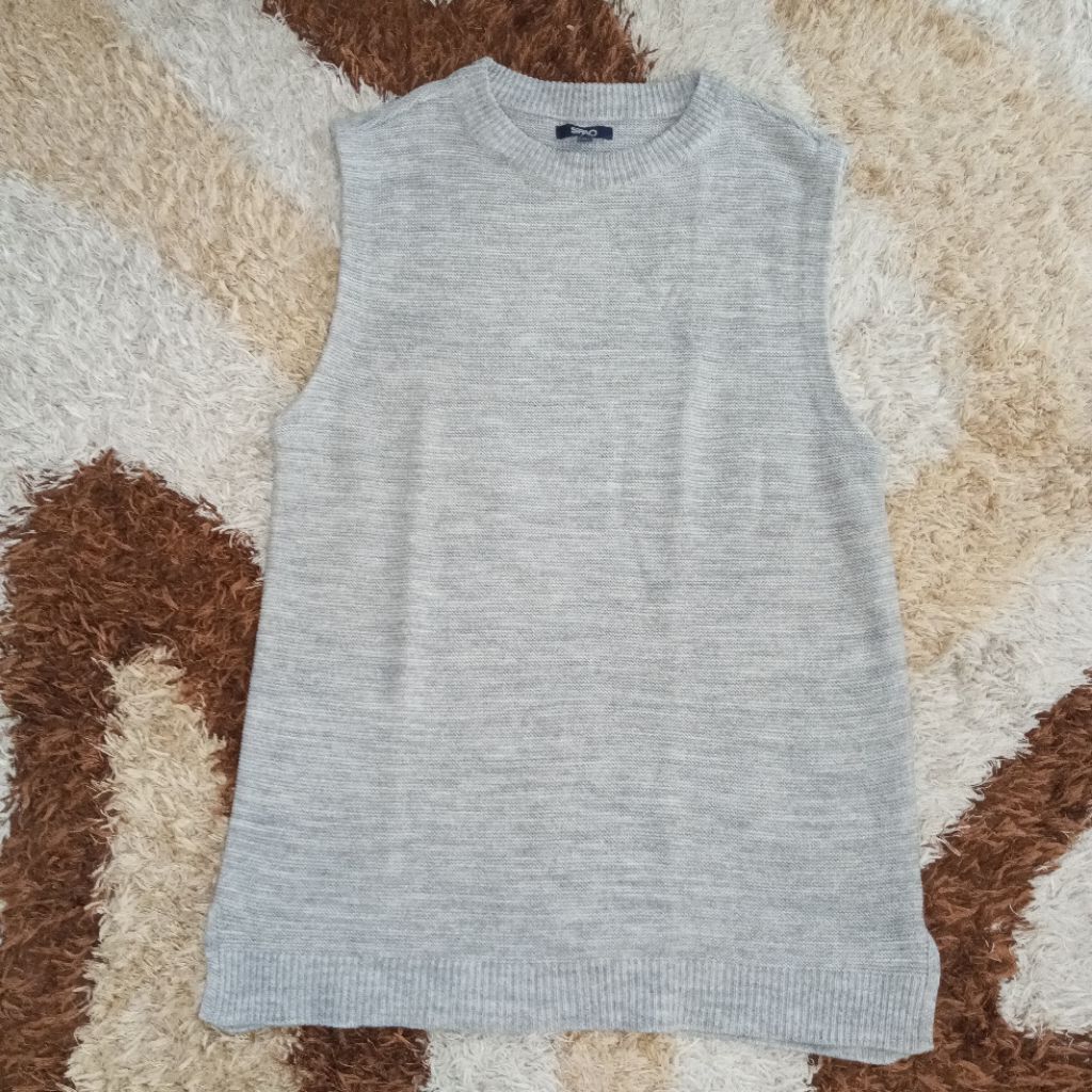 Vest Rajut / Kaos Rajut Pria/Wanita SPAO