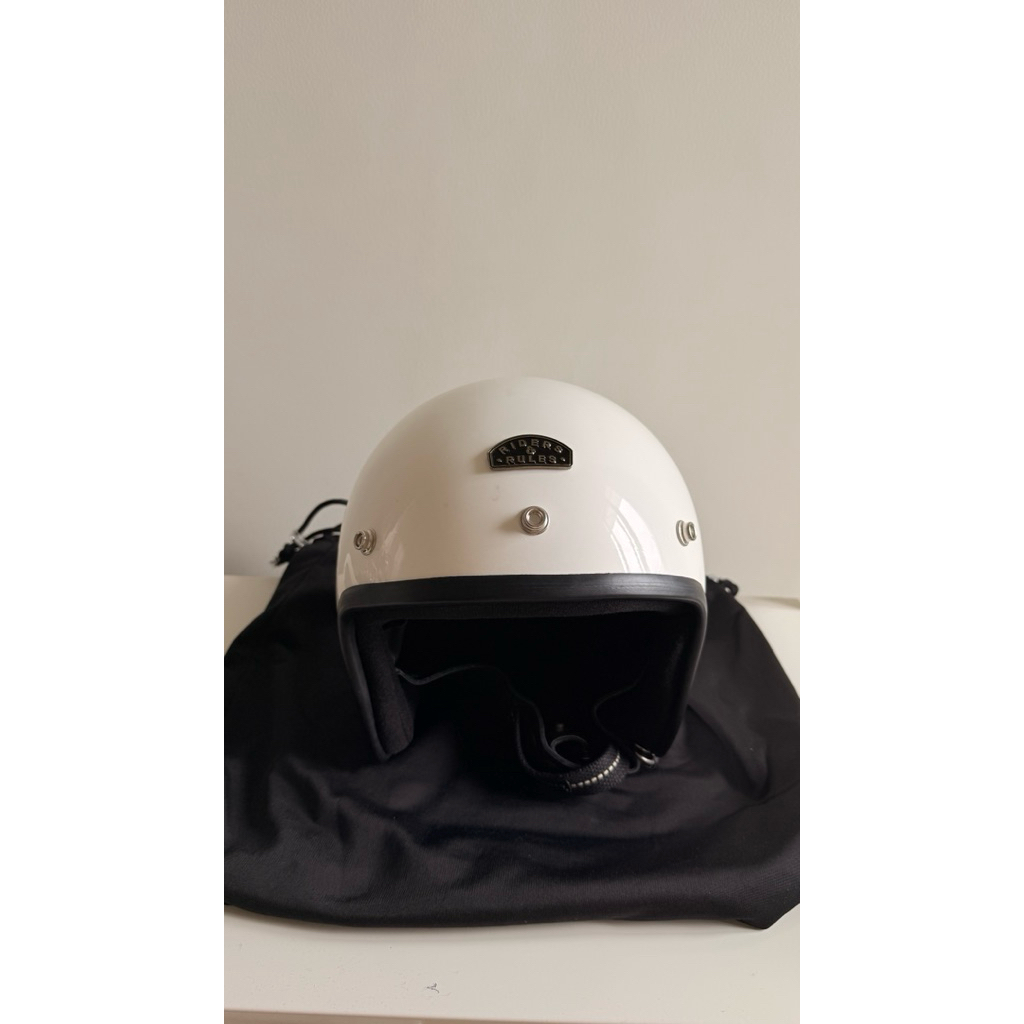 Helm Riders and Rules (JUAL RUGI, New) - White