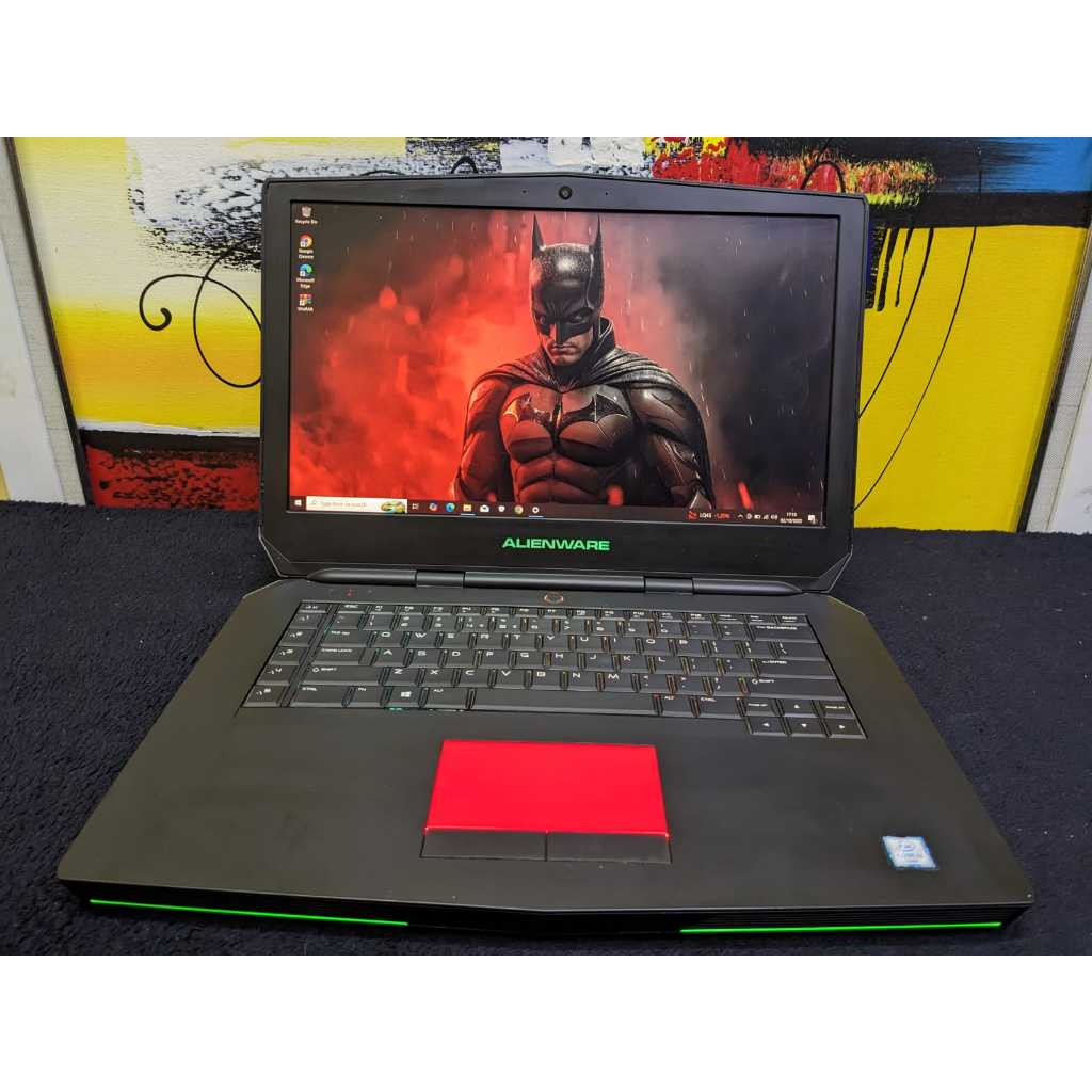Laptop Dell Alienware 15 R2 Core i5 Gen 6 16/256 Nvidia 965m 2gb mulus