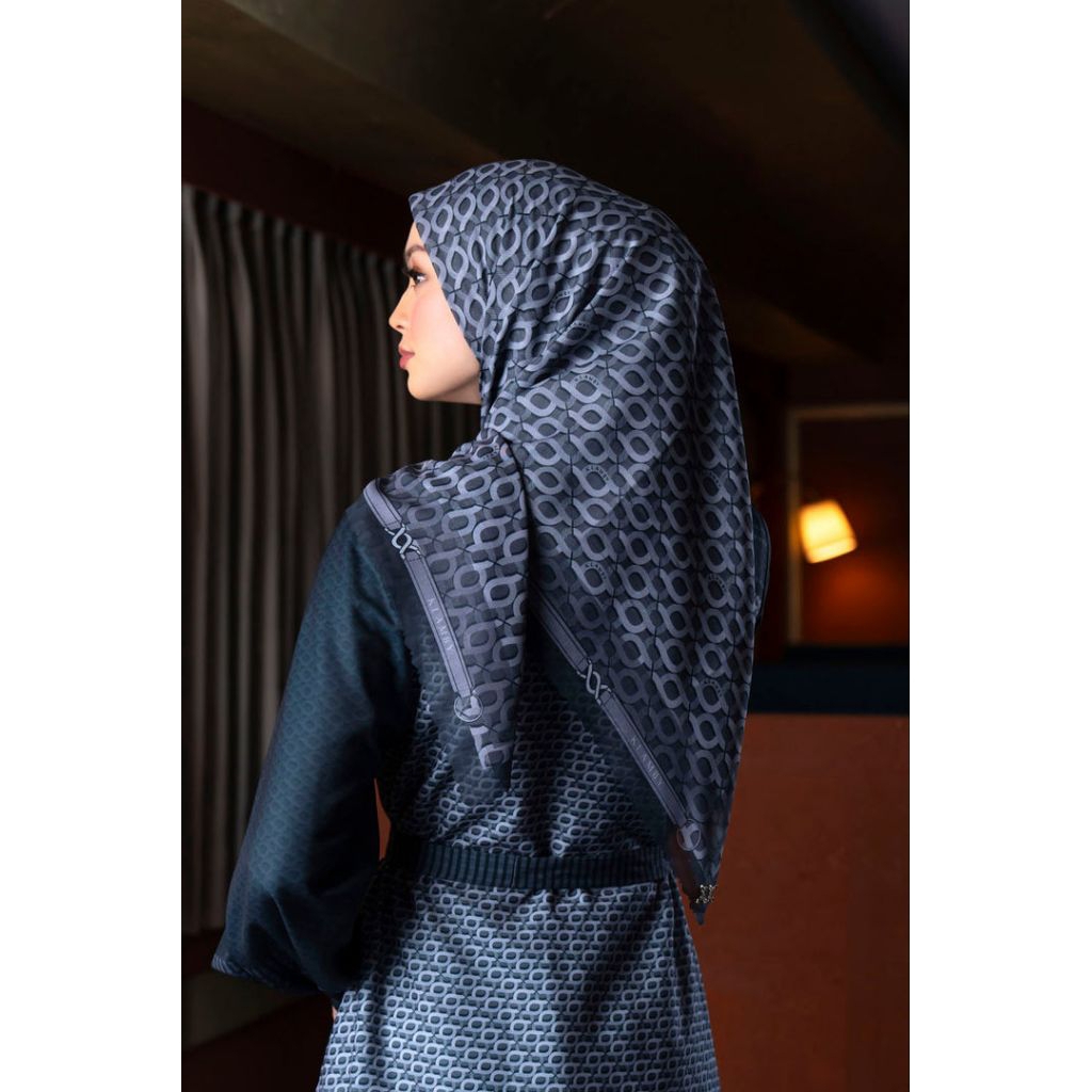 WEARING KLAMBY Monogram MINERA, CHAIN dan CHAIN 2.0 NEW (PACKING HARD BOX)