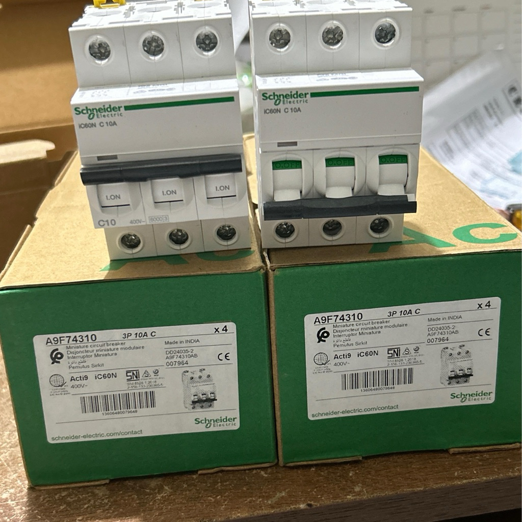 mcb ic60n 3p 10a 6ka schneider A9F74310 MCB IC60N 3P 10A