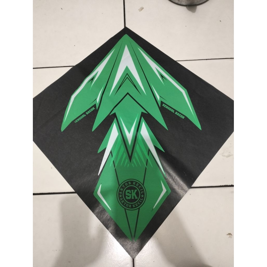 [COD]KERTAS LAYANGAN MINYAK HITAM 2 WARNA DAN 1 WARNA BAHAN LAYANGAN SUKHOI