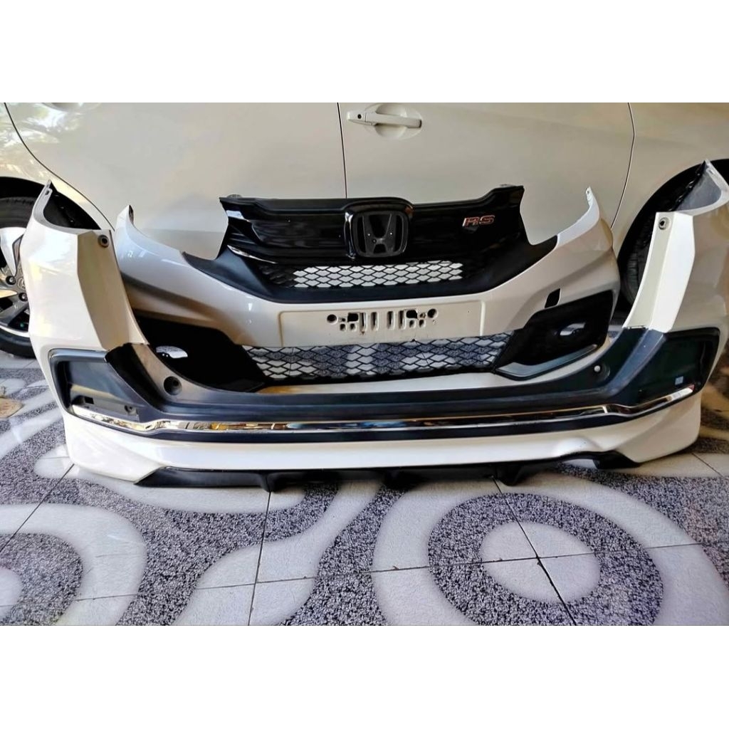 bumper belakang mobilio RS
