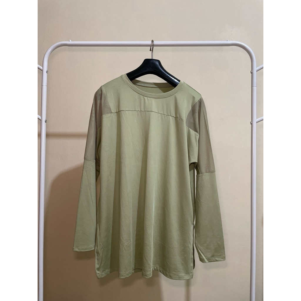 Reytorrm Atasan Olahraga Wanita Lengan Panjang (preloved)