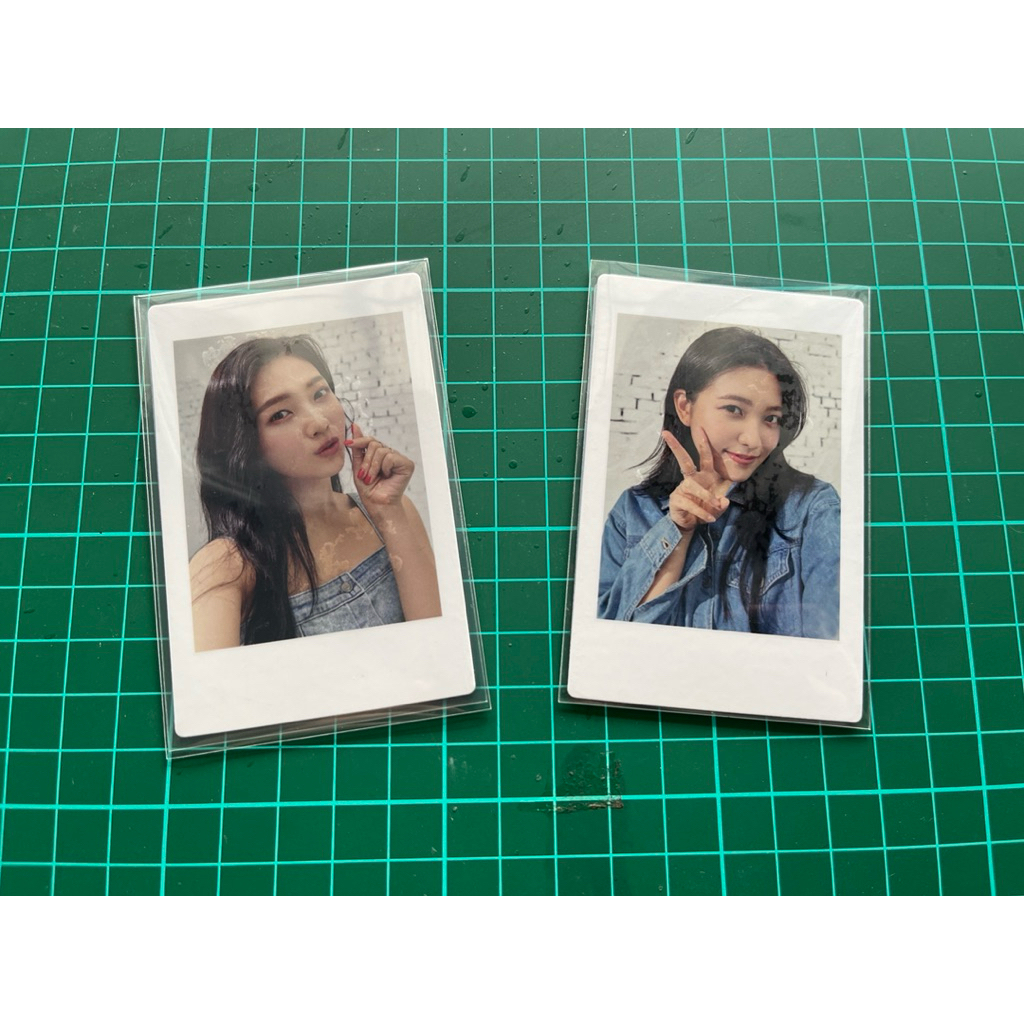 Red Velvet Trolls Denim Photocard