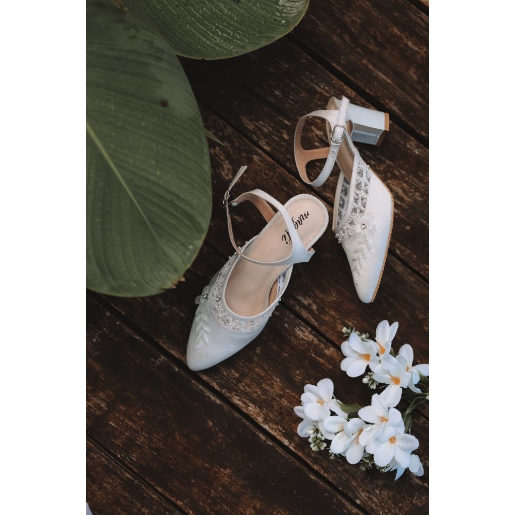 MAGALI Wedding Shoes 3D Flower Broken White 7cm