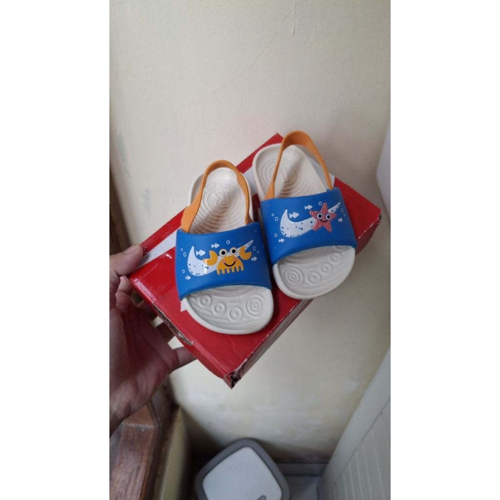 preloved sandal sepatu nike new balance