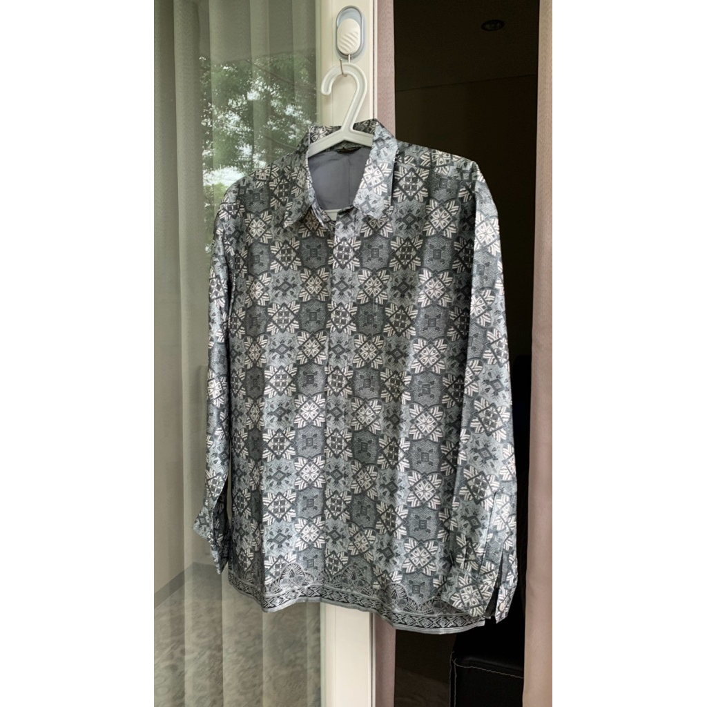 Preloved Kemeja Batik Jogja Pria Lengan Panjang