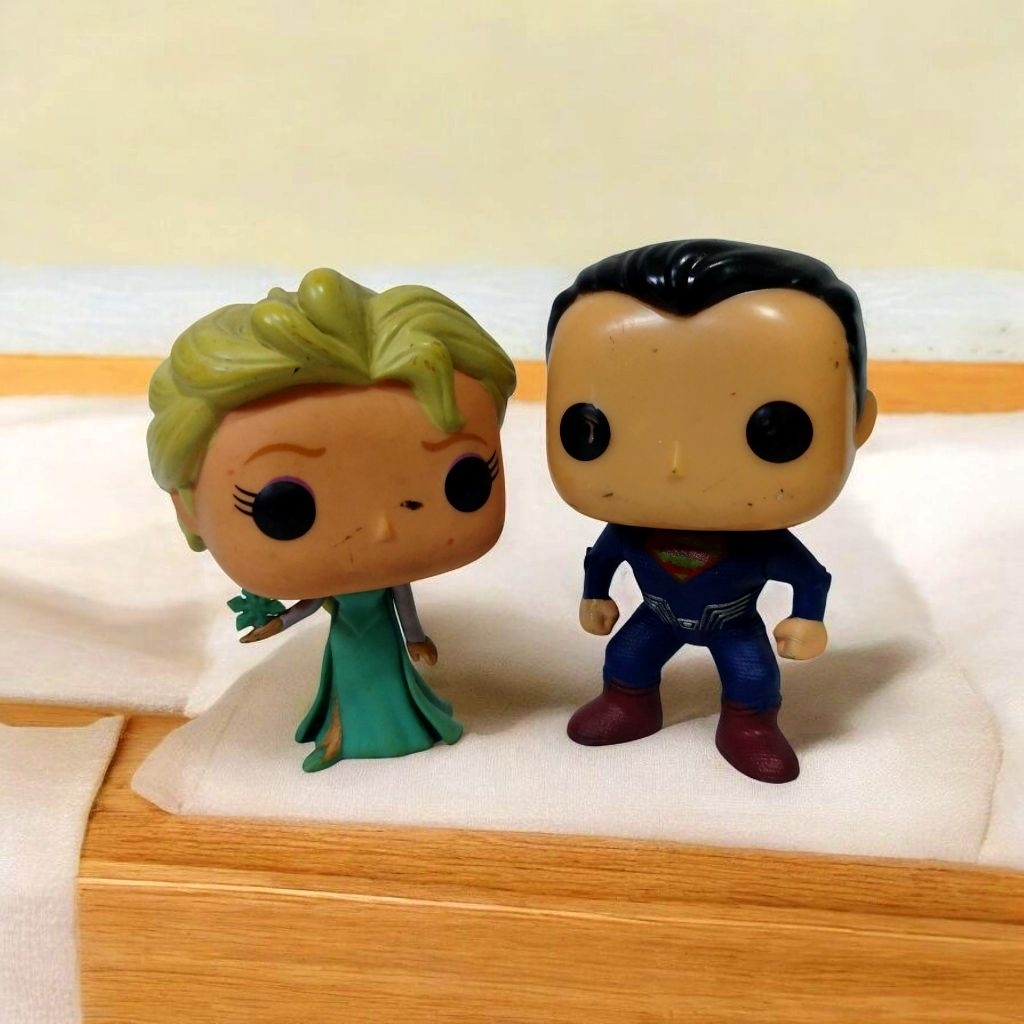 Set Figure Funko KW No Original Superman dan Elsa Frozen - Mainan Murah Figure Funko KW Superman dan