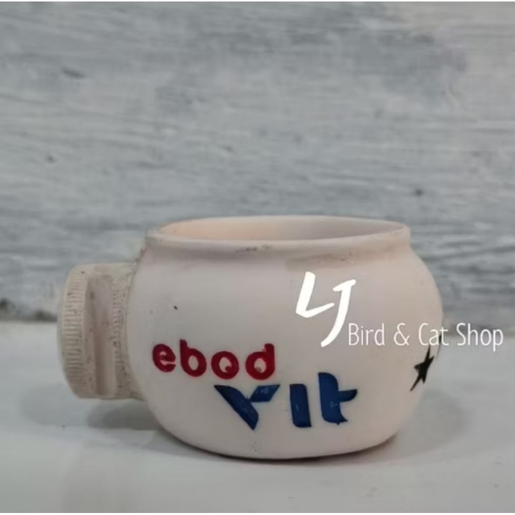 Cepuk Tempat Makan & Minum Sangkar Burung Merek Ebod Vit
