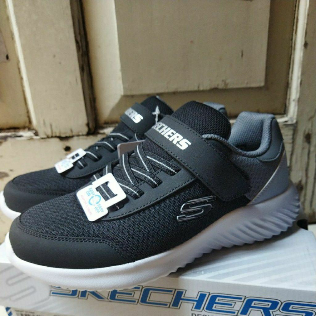 skechers bounder trekzic