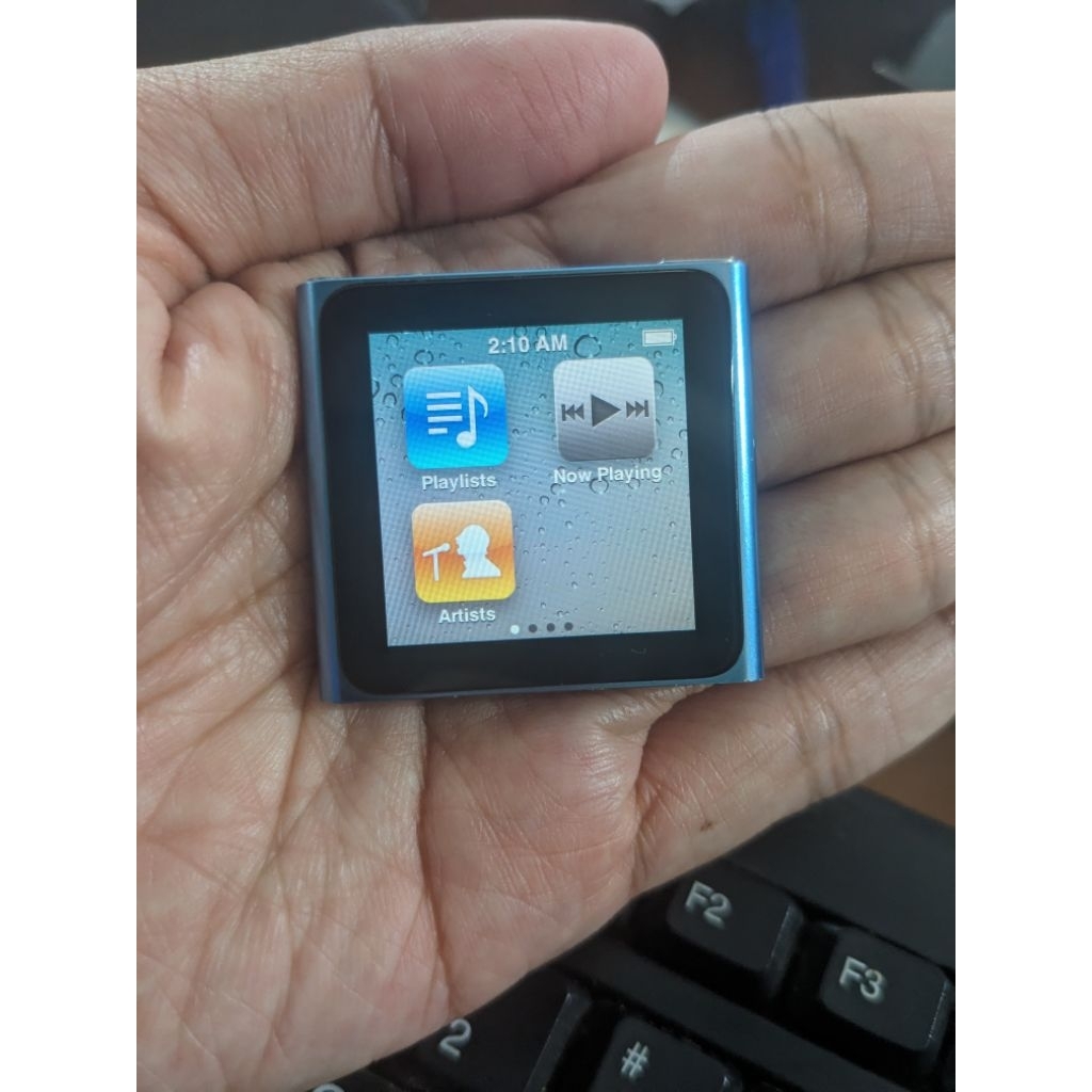 Ipod touch 4 Dan ipod nano 6