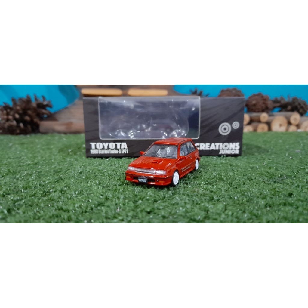 Diecast Miniatur Toyota Starlet merah skala 1:64