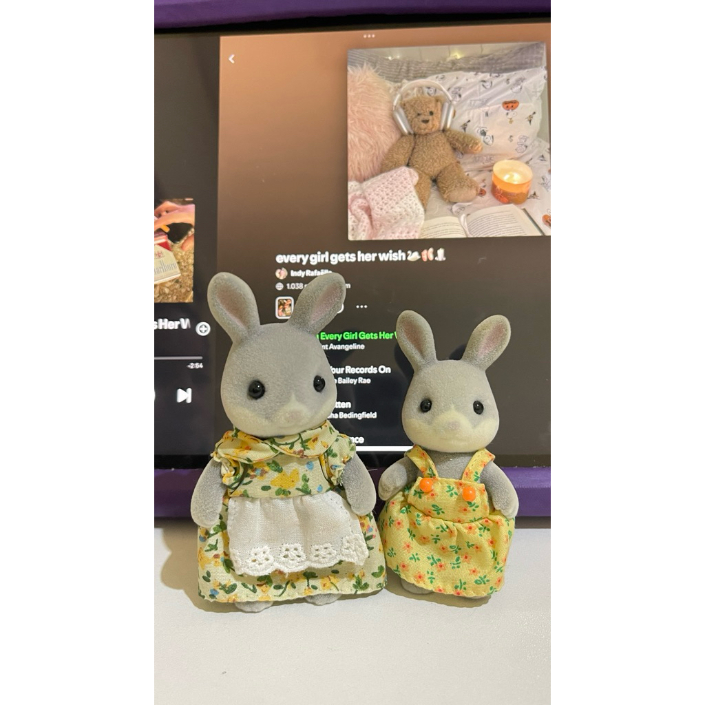 SLYVANIAN AND FAMILIES BUNNIES 2 PASANG