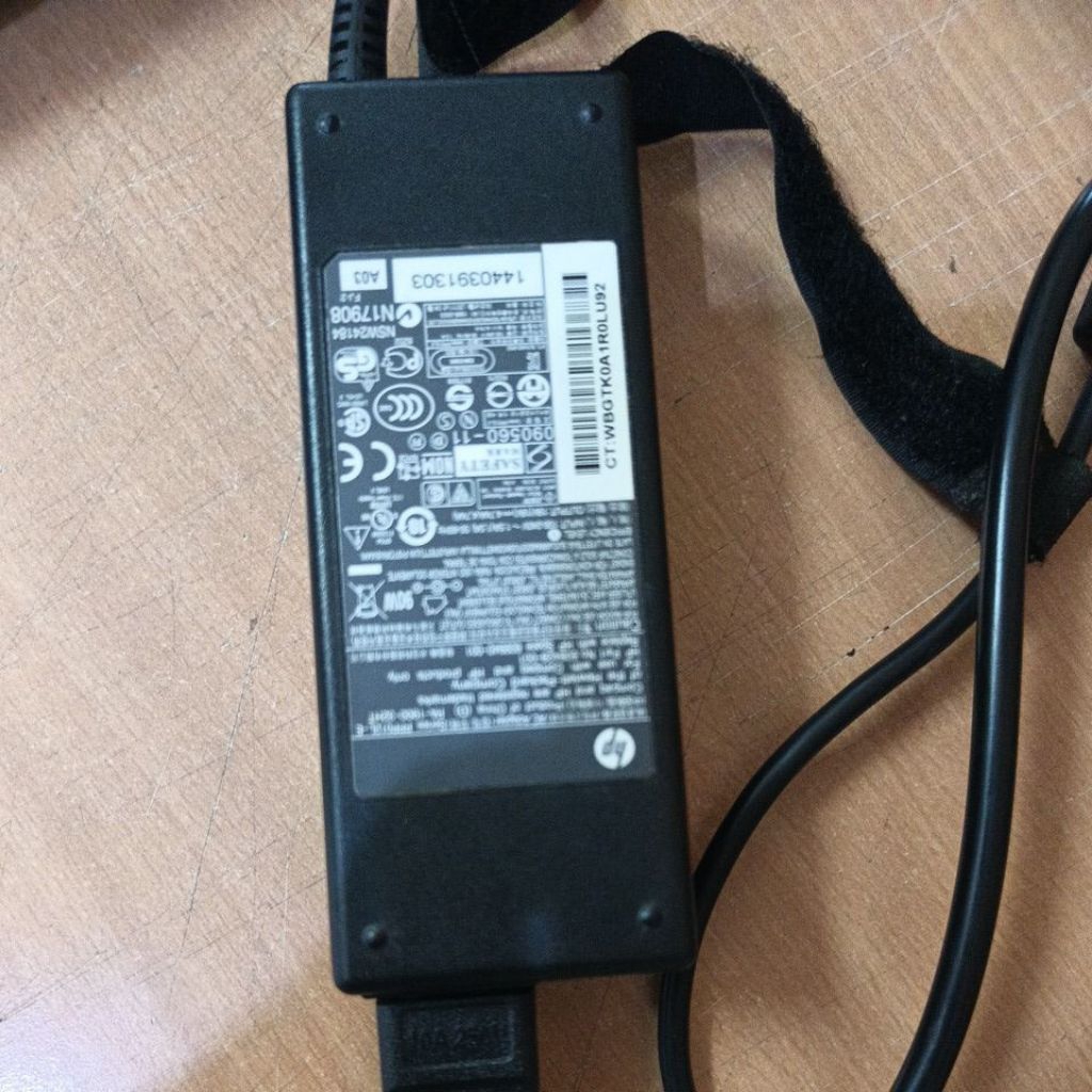adaptor laptop Hp