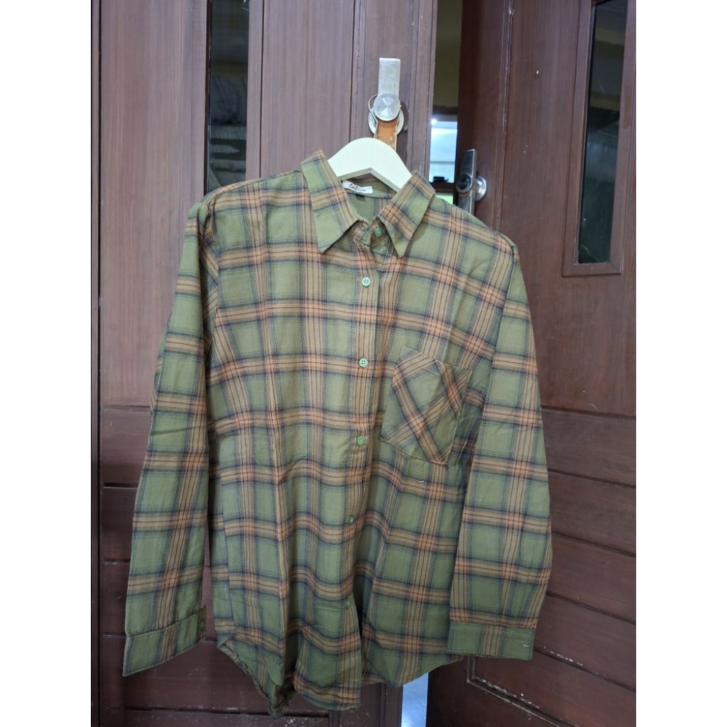 preloved kemeja tatum